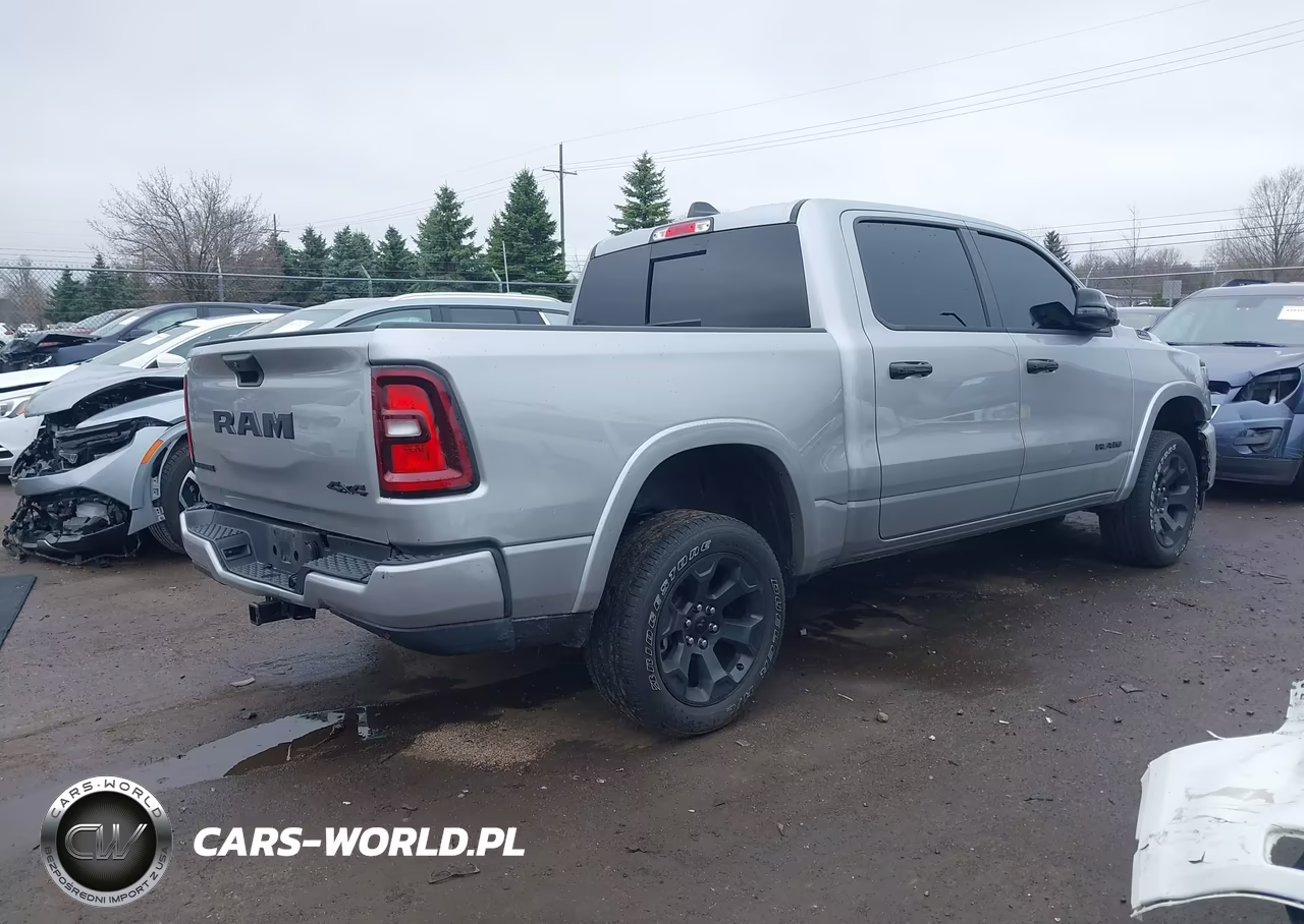 2025 Ram 1500 Big Horn 4X4 5'7 Box VIN:1C6RRFFG9SN505097 - 4
