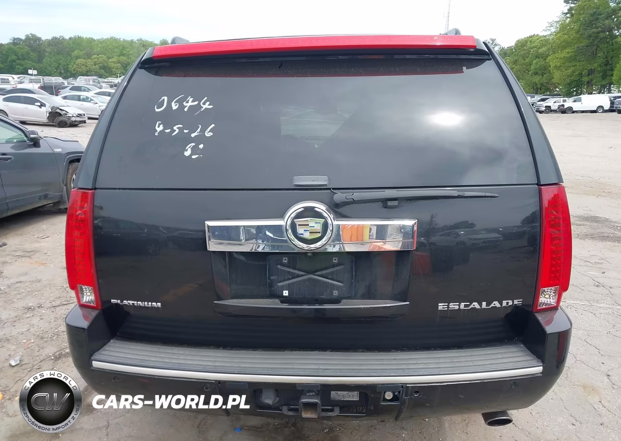 2011 Cadillac Escalade Platinum Edition VIN:1GYS3DEF4BR290644 - 16