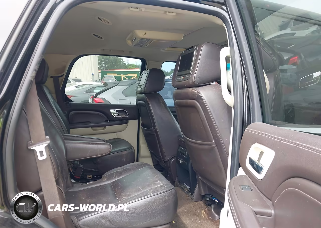 2011 Cadillac Escalade Platinum Edition VIN:1GYS3DEF4BR290644 - 8