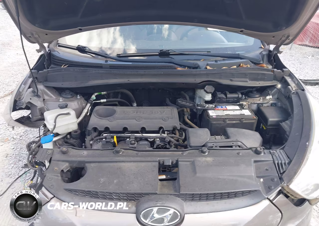 2012 Hyundai Tucson Gls VIN:KM8JU3AC3CU386148 - 10