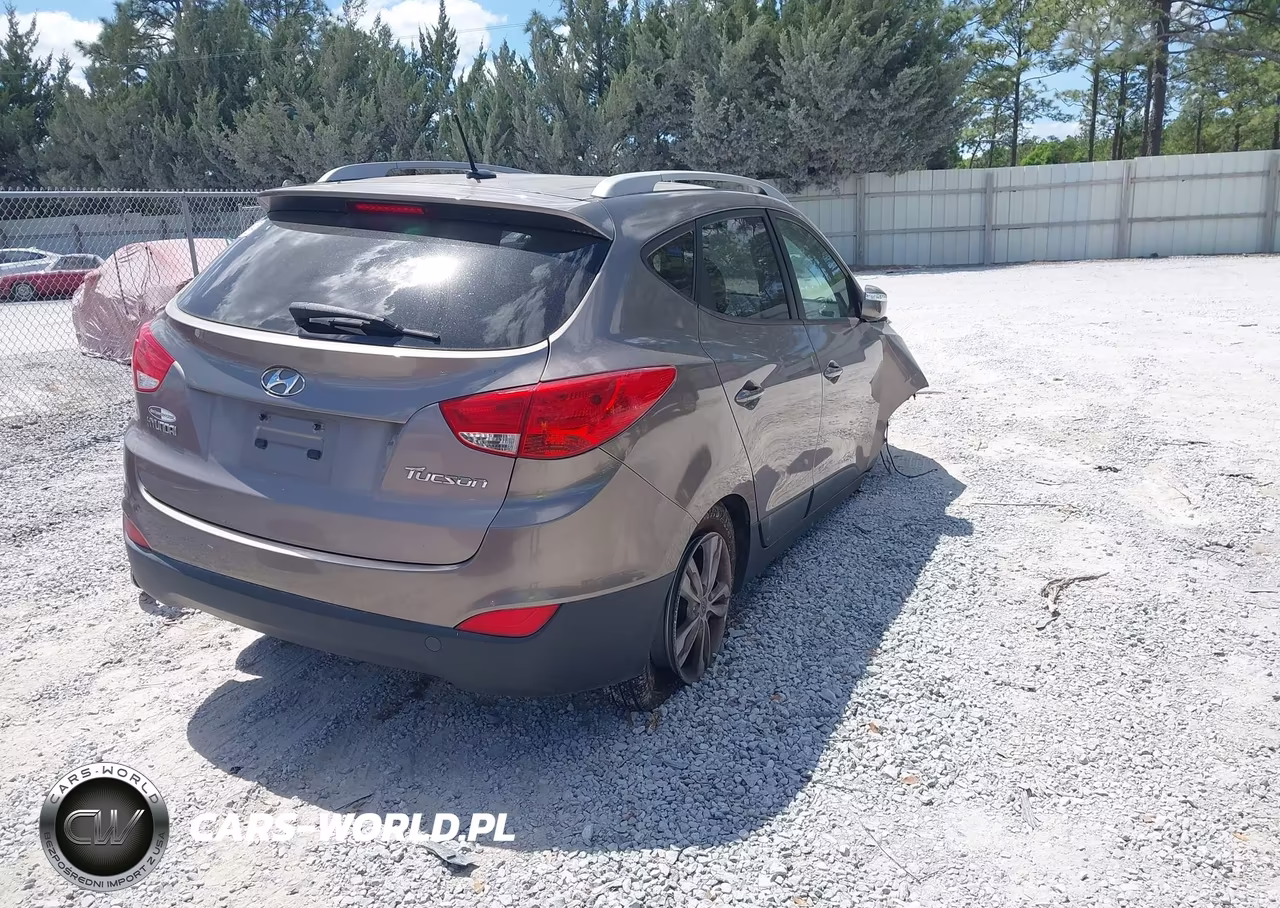 2012 Hyundai Tucson Gls VIN:KM8JU3AC3CU386148 - 4
