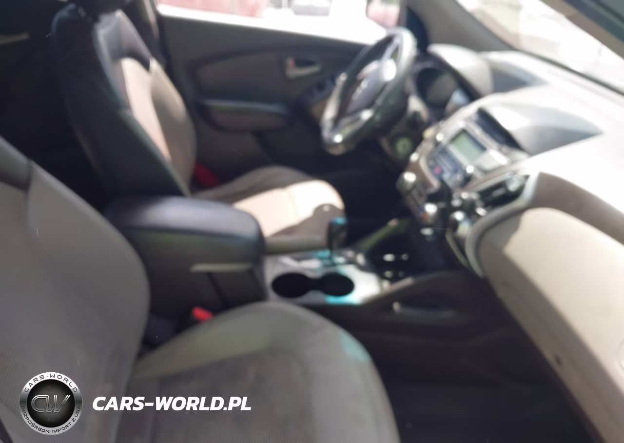 2012 Hyundai Tucson Gls VIN:KM8JU3AC3CU386148 - 5