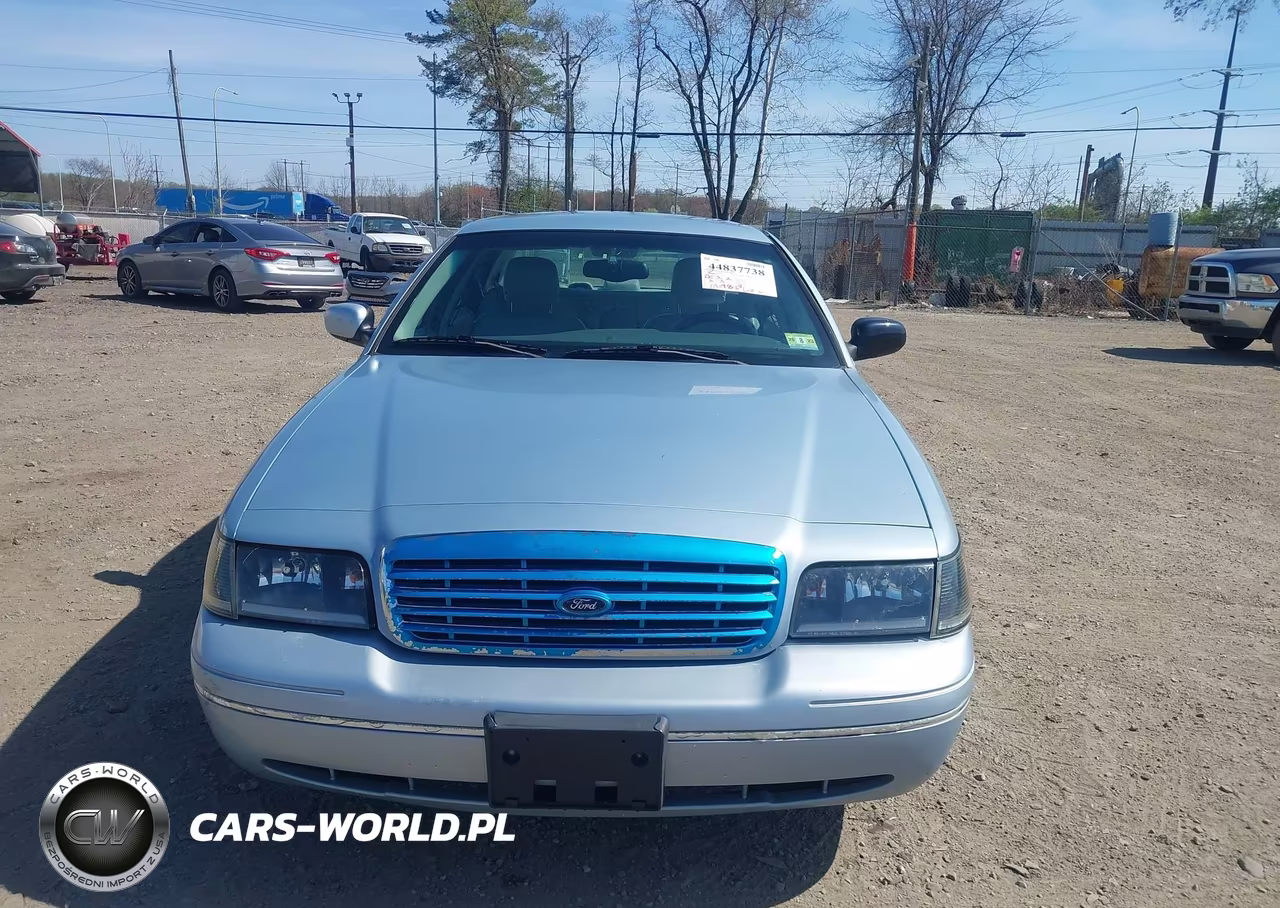 2003 Ford Crown Victoria Lx VIN:2FAHP74W13X150068 - 12