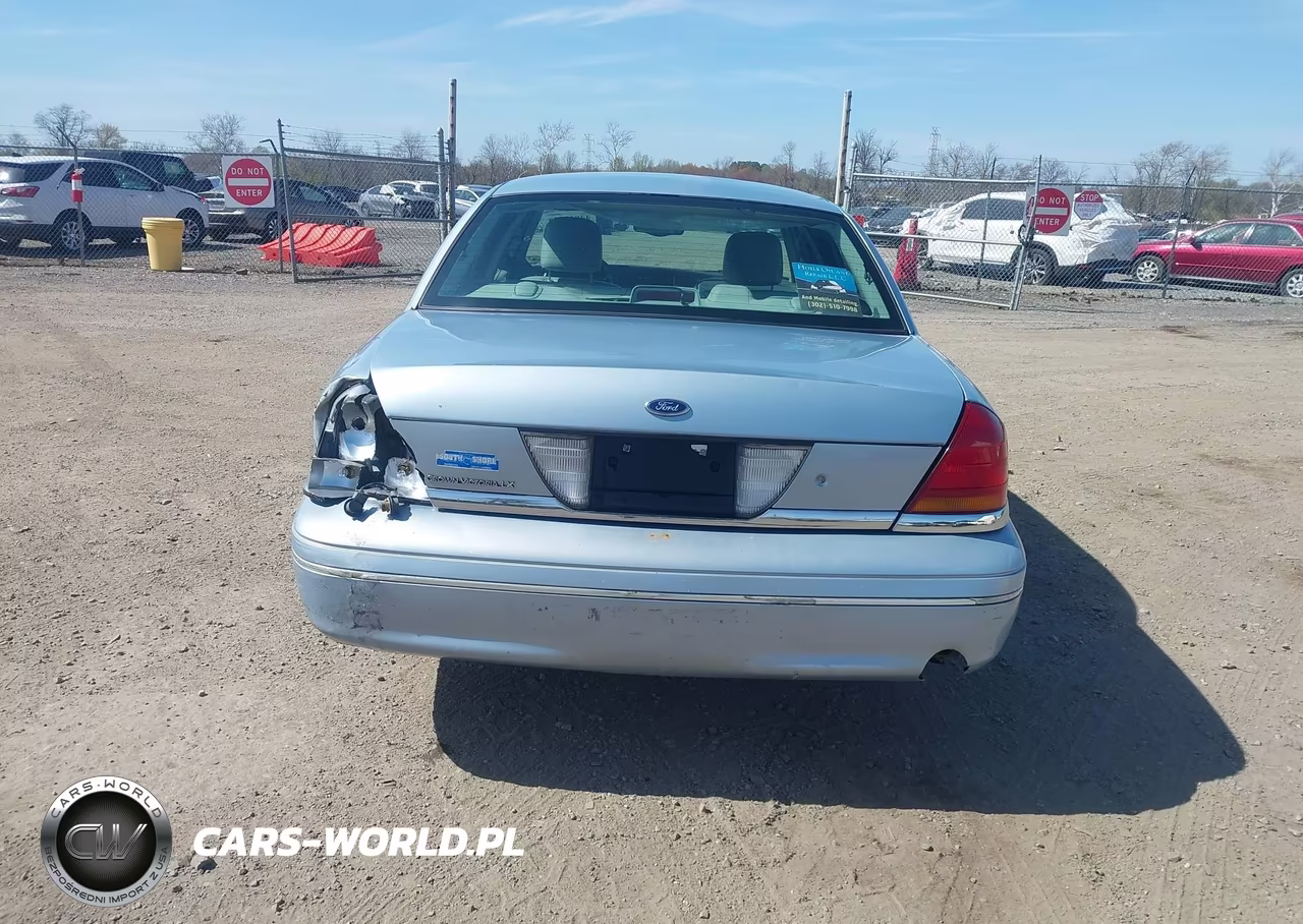 2003 Ford Crown Victoria Lx VIN:2FAHP74W13X150068 - 16