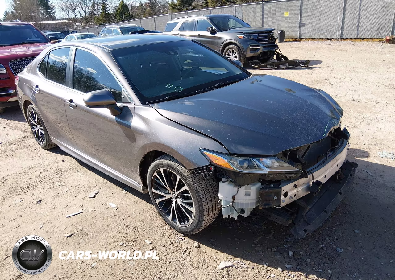 2018 Toyota Camry Se – zdjęcie 1 z 19