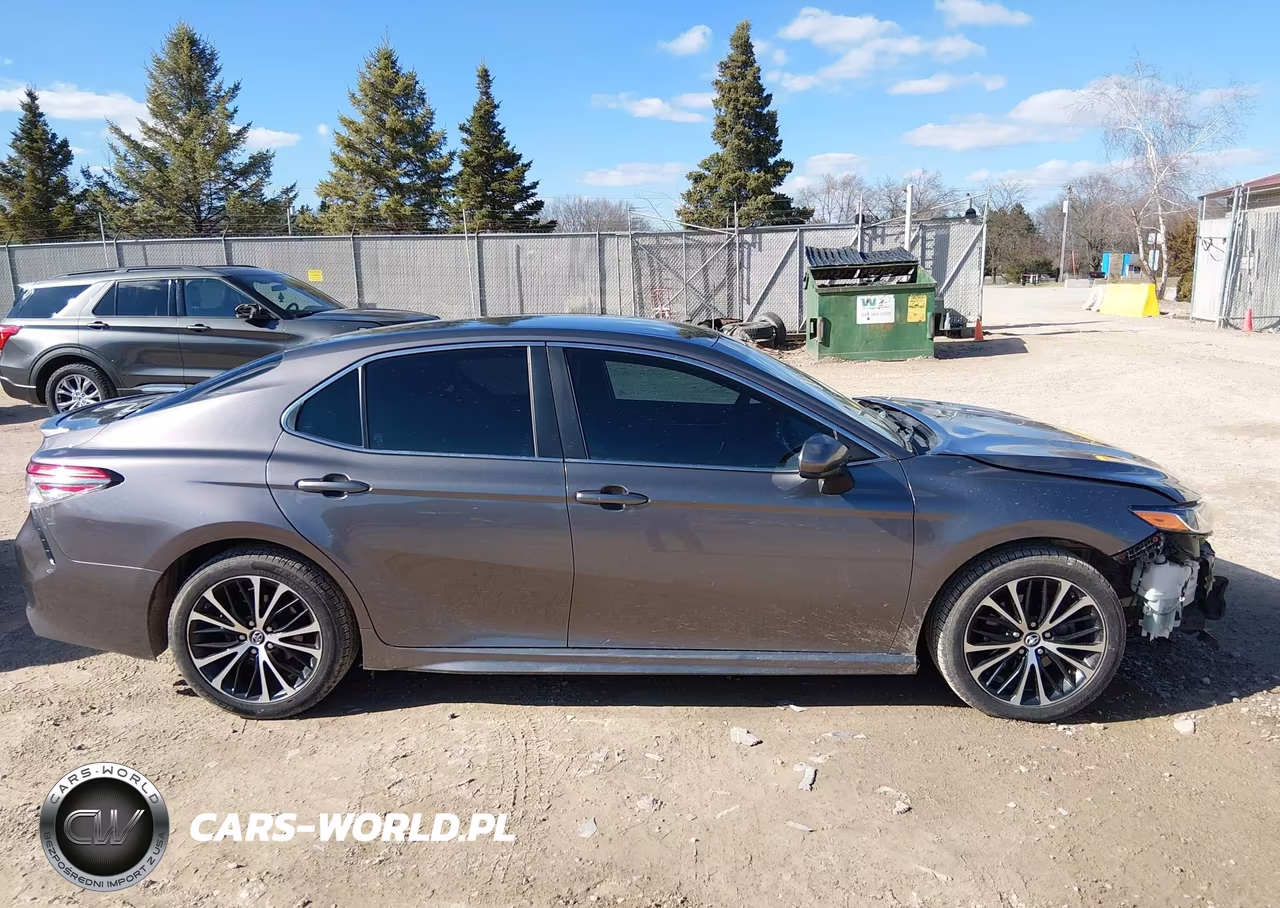2018 Toyota Camry Se VIN:4T1B11HKXJU644094 - 13