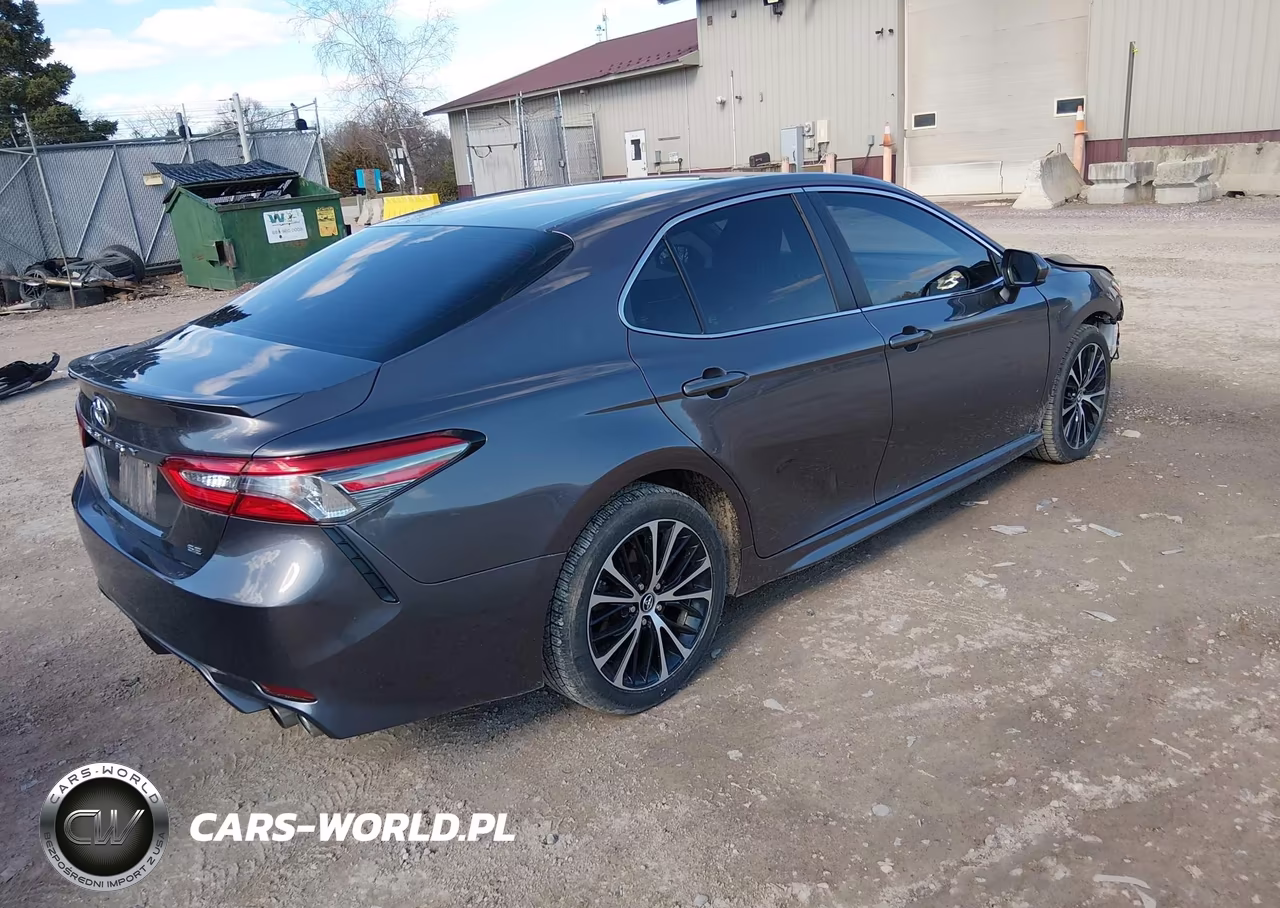 2018 Toyota Camry Se VIN:4T1B11HKXJU644094 - 4