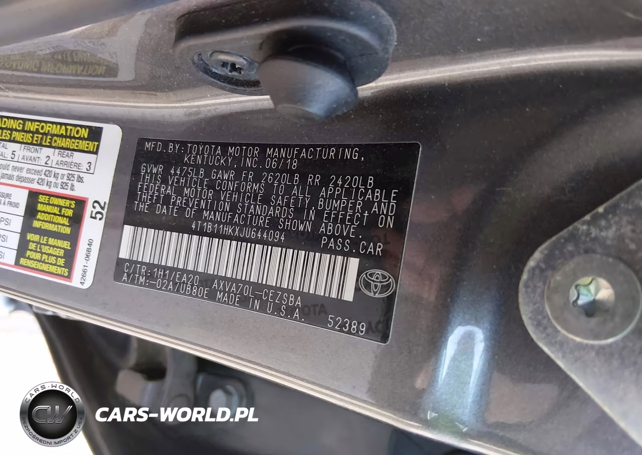 2018 Toyota Camry Se VIN:4T1B11HKXJU644094 - 9