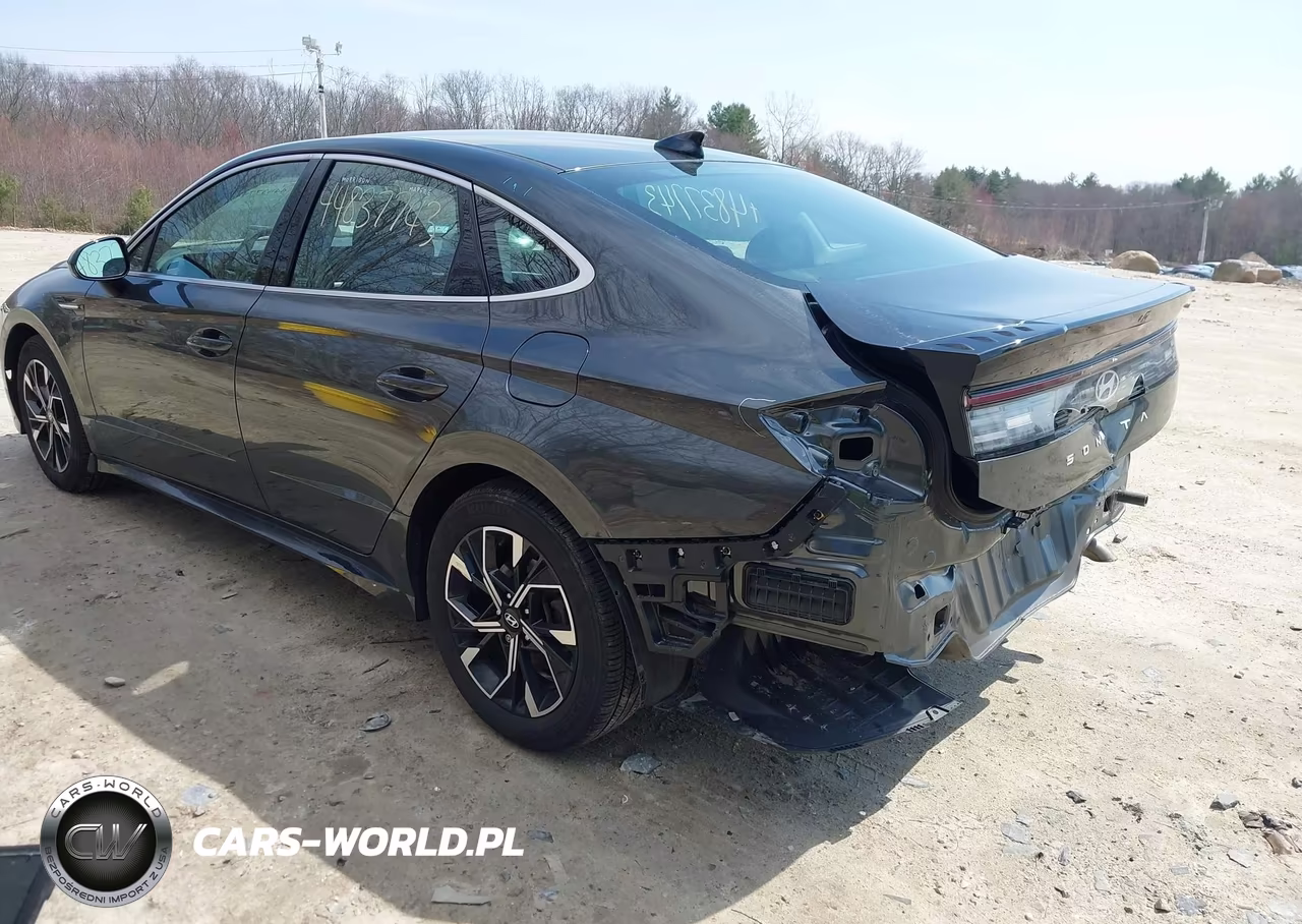 2025 Hyundai Sonata Sel VIN:KMHL64JA4SA484984 - 3