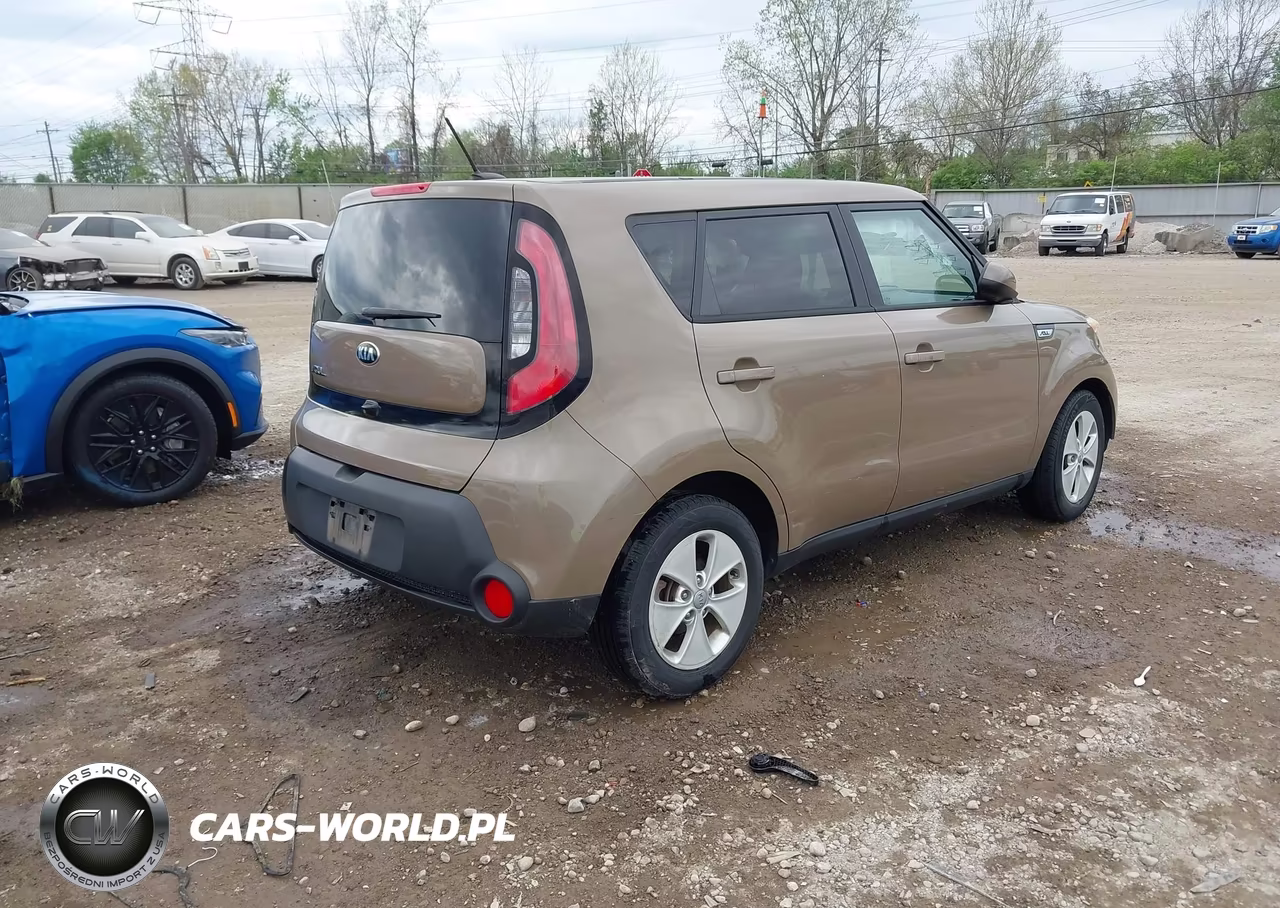 2015 Kia Soul ! VIN:KNDJN2A24F7138738 - 4