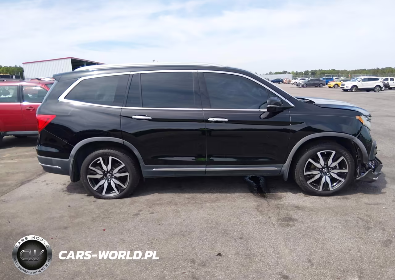 2019 Honda Pilot Touring VIN:5FNYF5H64KB015306 - 13
