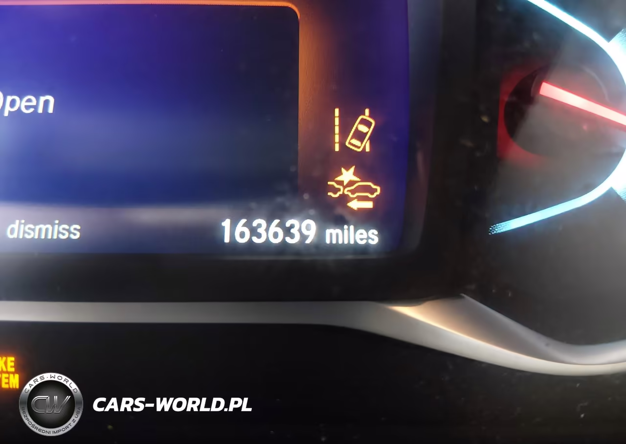 2019 Honda Pilot Touring VIN:5FNYF5H64KB015306 - 15