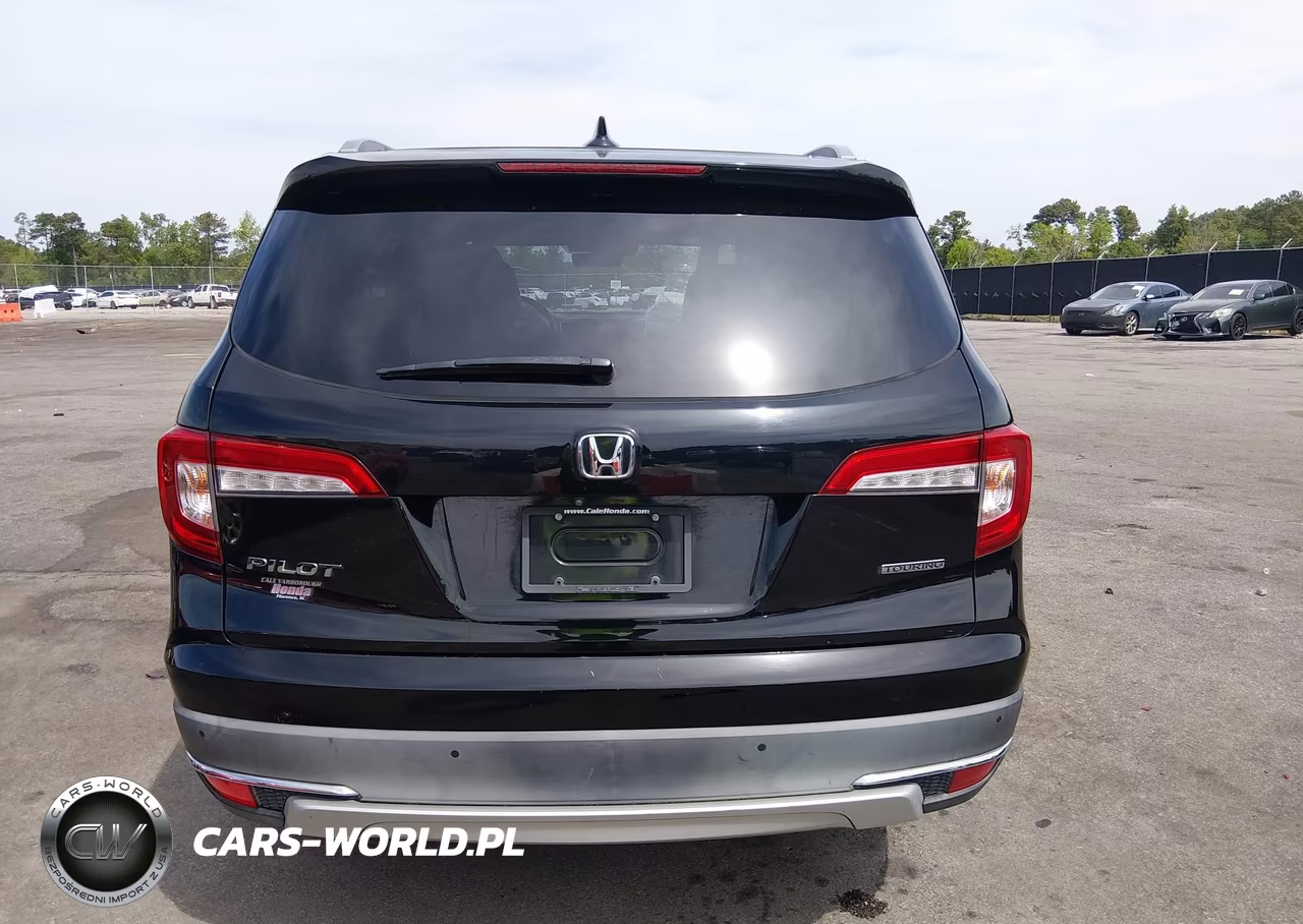 2019 Honda Pilot Touring VIN:5FNYF5H64KB015306 - 16