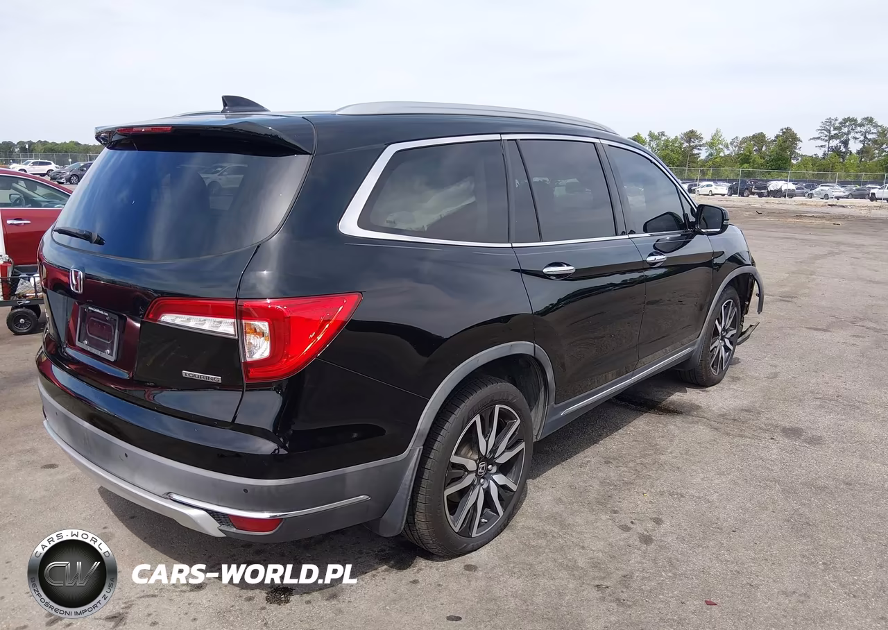 2019 Honda Pilot Touring VIN:5FNYF5H64KB015306 - 4