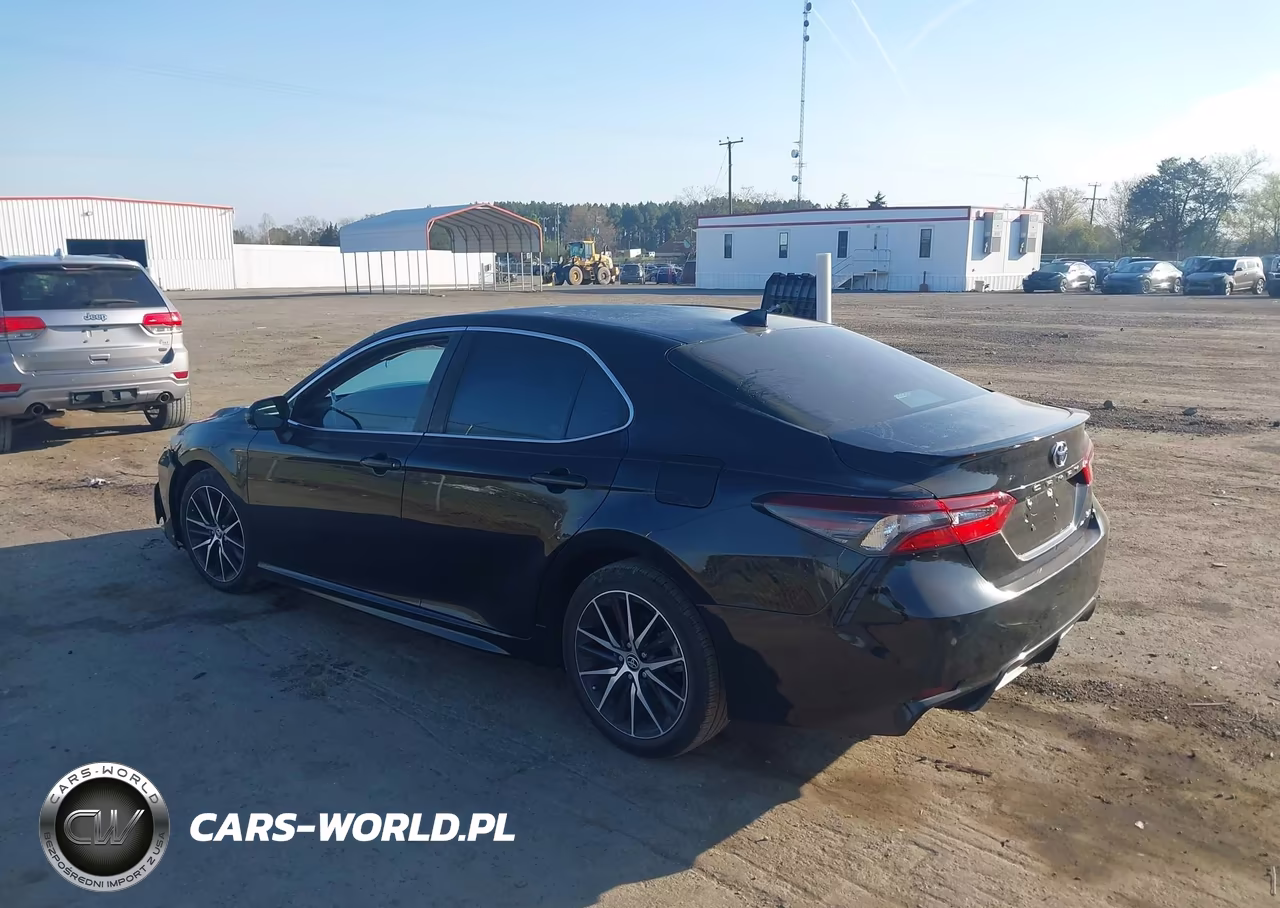 2024 Toyota Camry Se VIN:4T1G11AK0RU870396 - 3