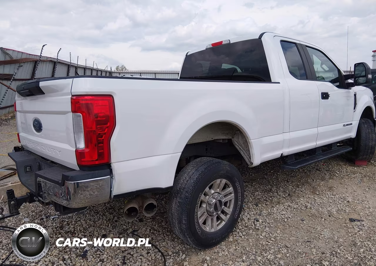 2019 Ford F-250 Xl VIN:1FT7X2BT6KEC52032 - 4