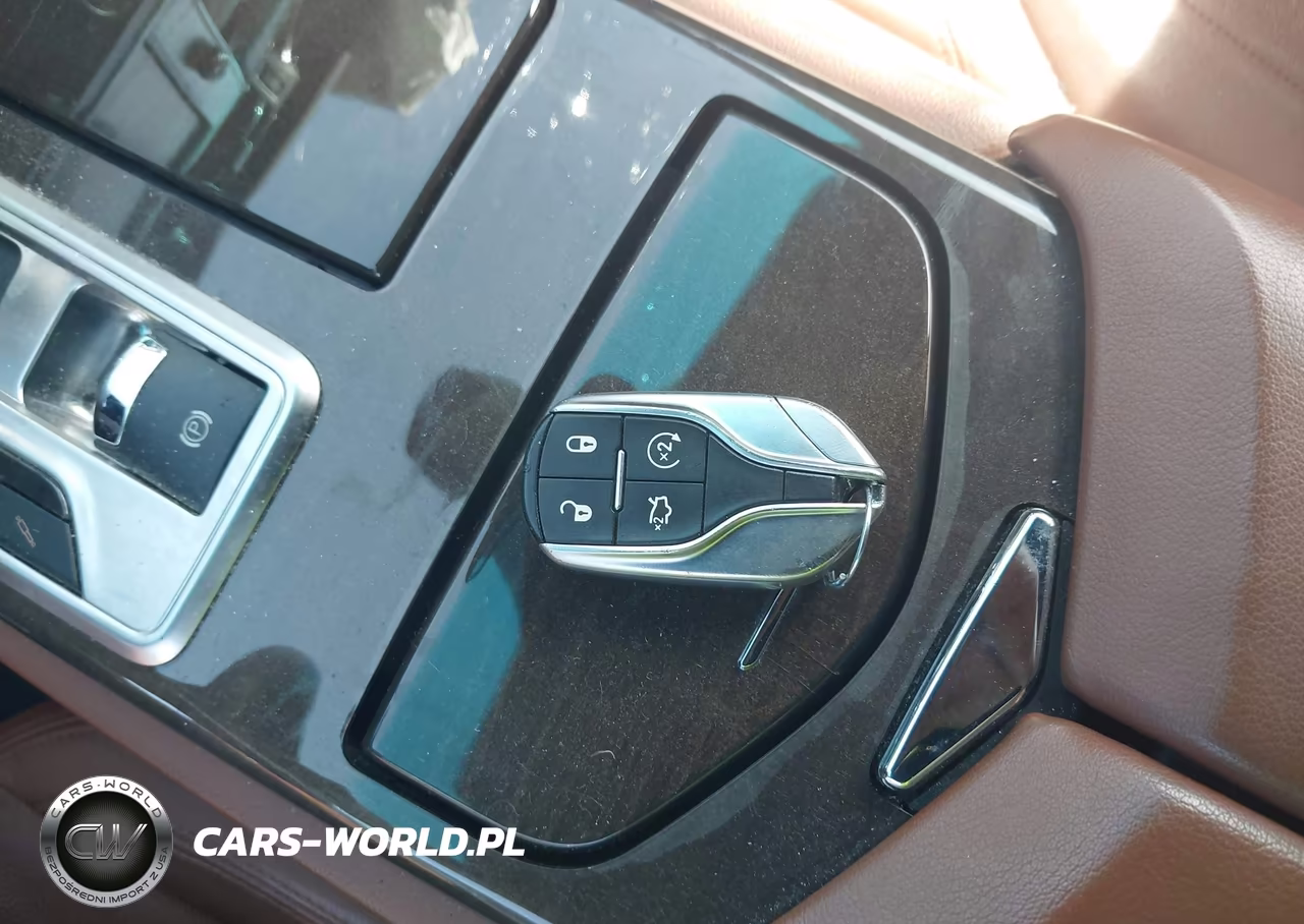 2014 Maserati Quattroporte S Q4 VIN:ZAM56RRA8E1112787 - 11