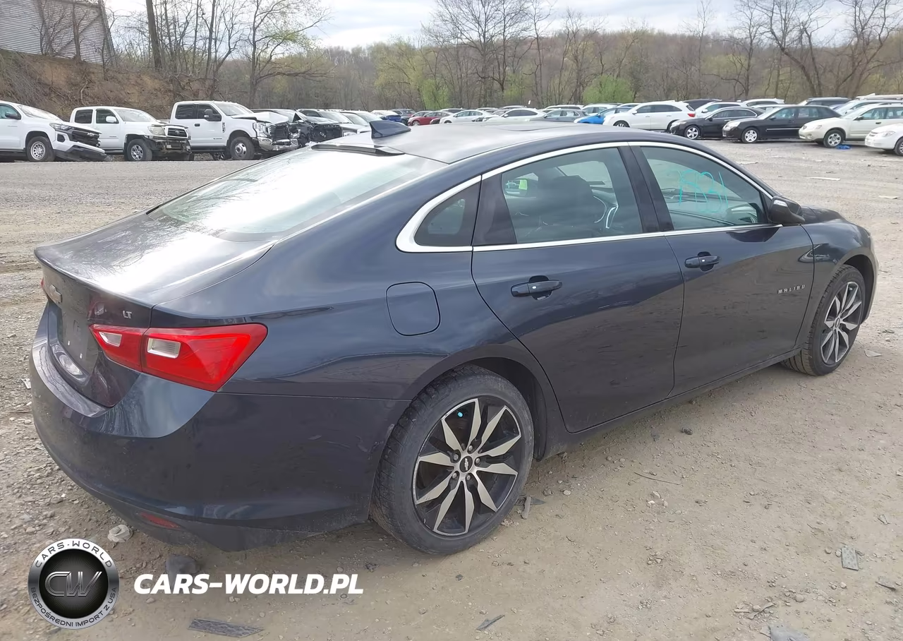 2016 Chevrolet Malibu 1Lt VIN:1G1ZE5ST0GF247581 - 4