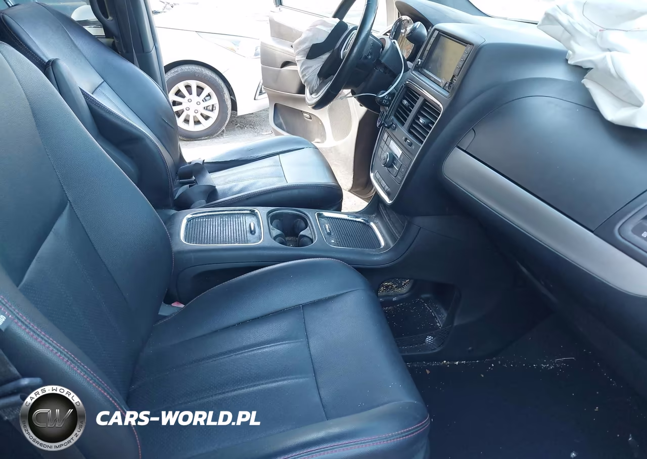 2017 Dodge Grand Caravan Gt VIN:2C4RDGEG6HR732340 - 5