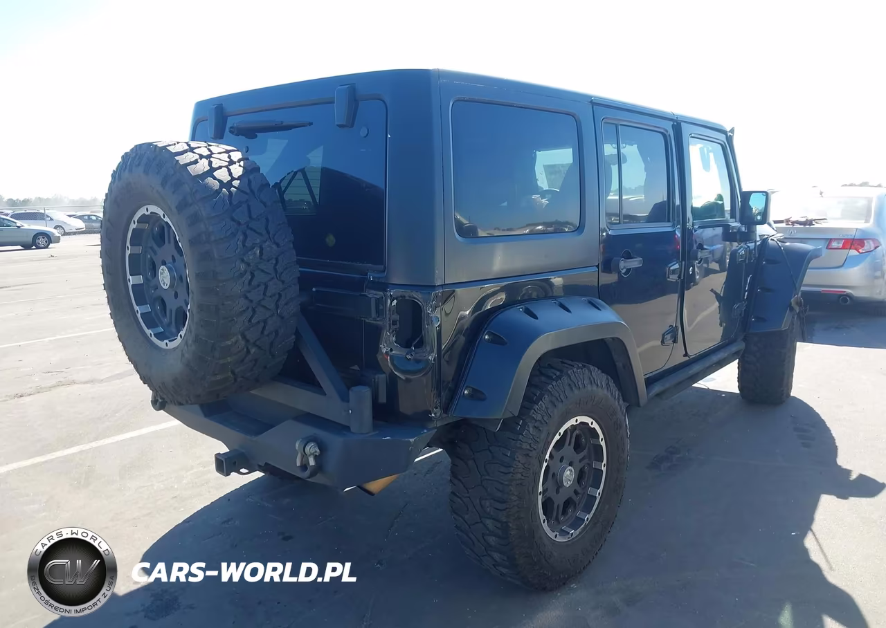 2011 Jeep Wrangler Unlimited Sport VIN:1J4BA3H10BL549553 - 4