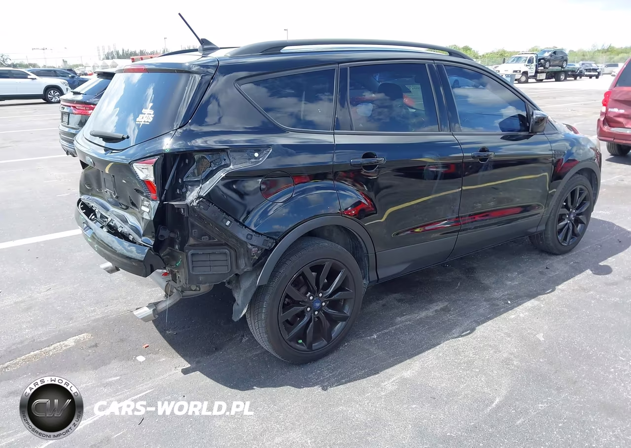 2018 Ford Escape Se VIN:1FMCU0GD9JUB04633 - 4