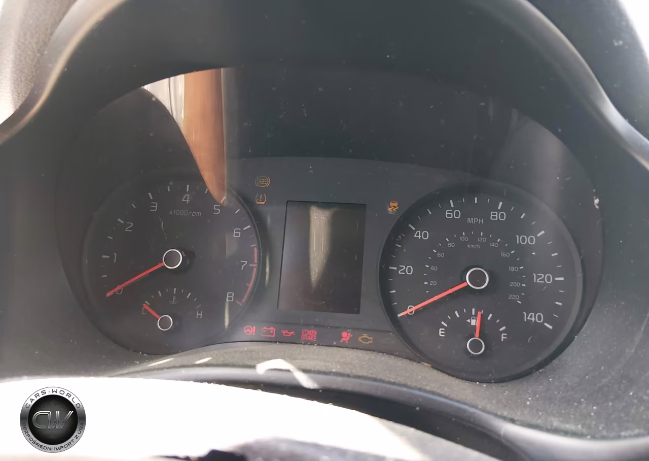 2018 Kia Rio S VIN:3KPA24AB9JE125478 - 7