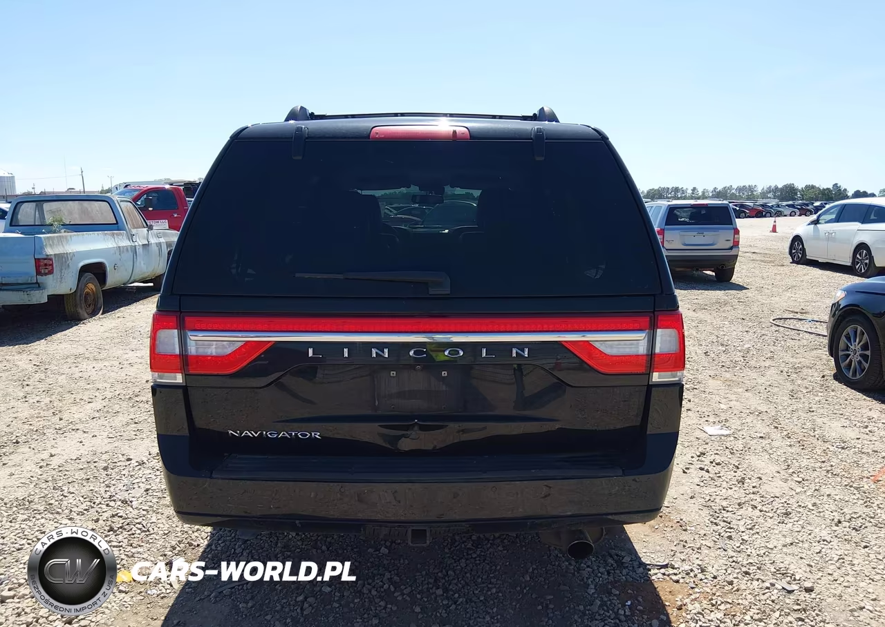 2017 Lincoln Navigator Select VIN:5LMJJ2HT5HEL10647 - 16