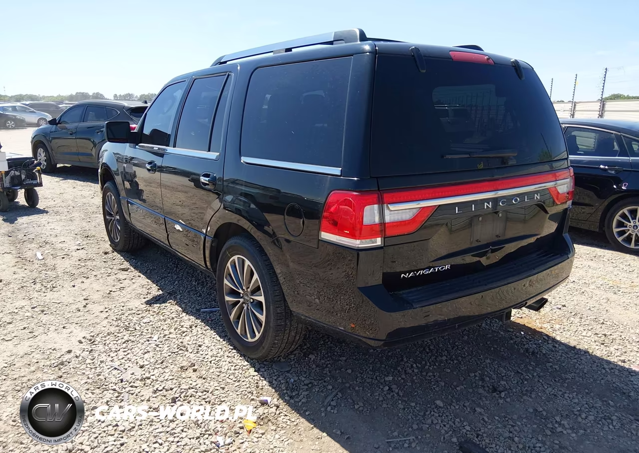 2017 Lincoln Navigator Select VIN:5LMJJ2HT5HEL10647 - 3