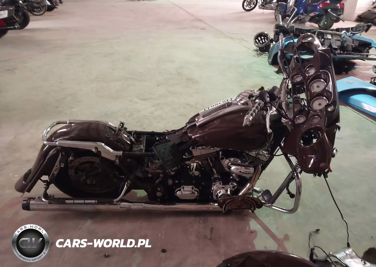 2008 Harley-Davidson Flhx VIN:1HD1KB4108Y674030 - 11