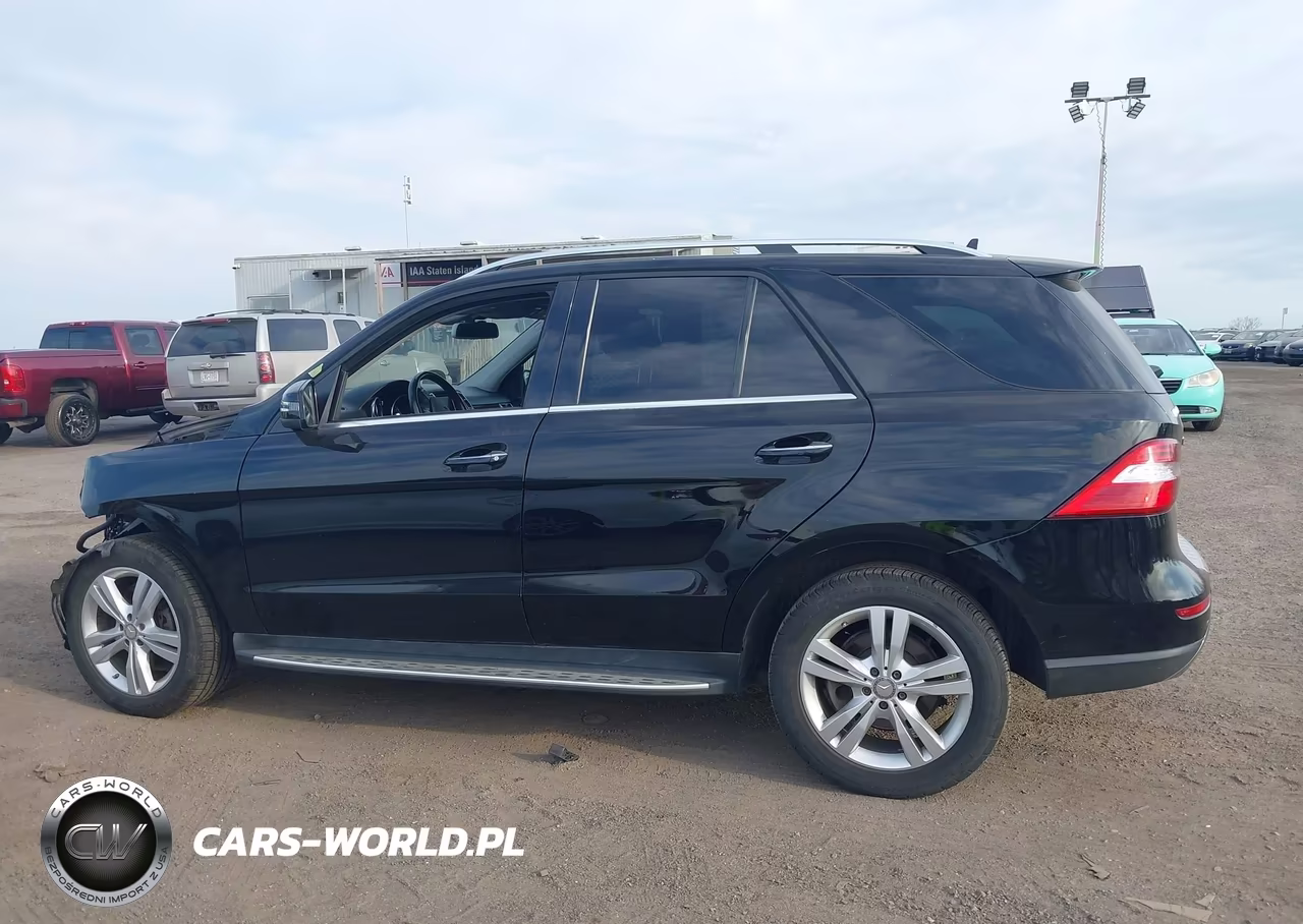 2015 Mercedes-Benz Ml 350 4Matic VIN:4JGDA5HB8FA599827 - 14