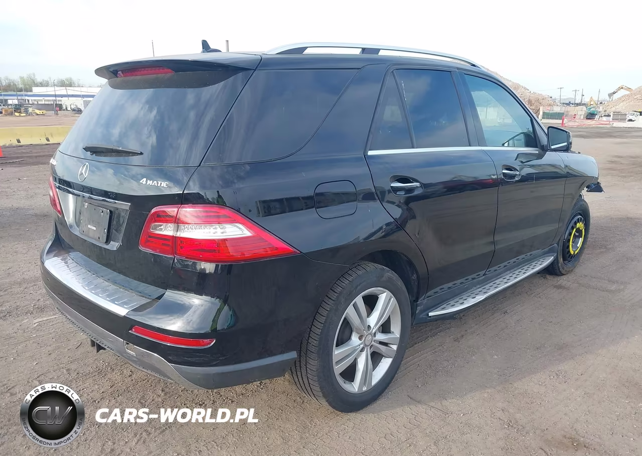 2015 Mercedes-Benz Ml 350 4Matic VIN:4JGDA5HB8FA599827 - 4