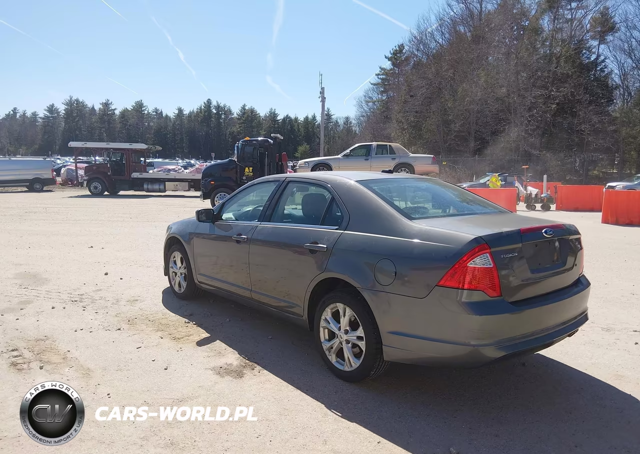 2012 Ford Fusion Se VIN:3FAHP0HA6CR297829 - 3