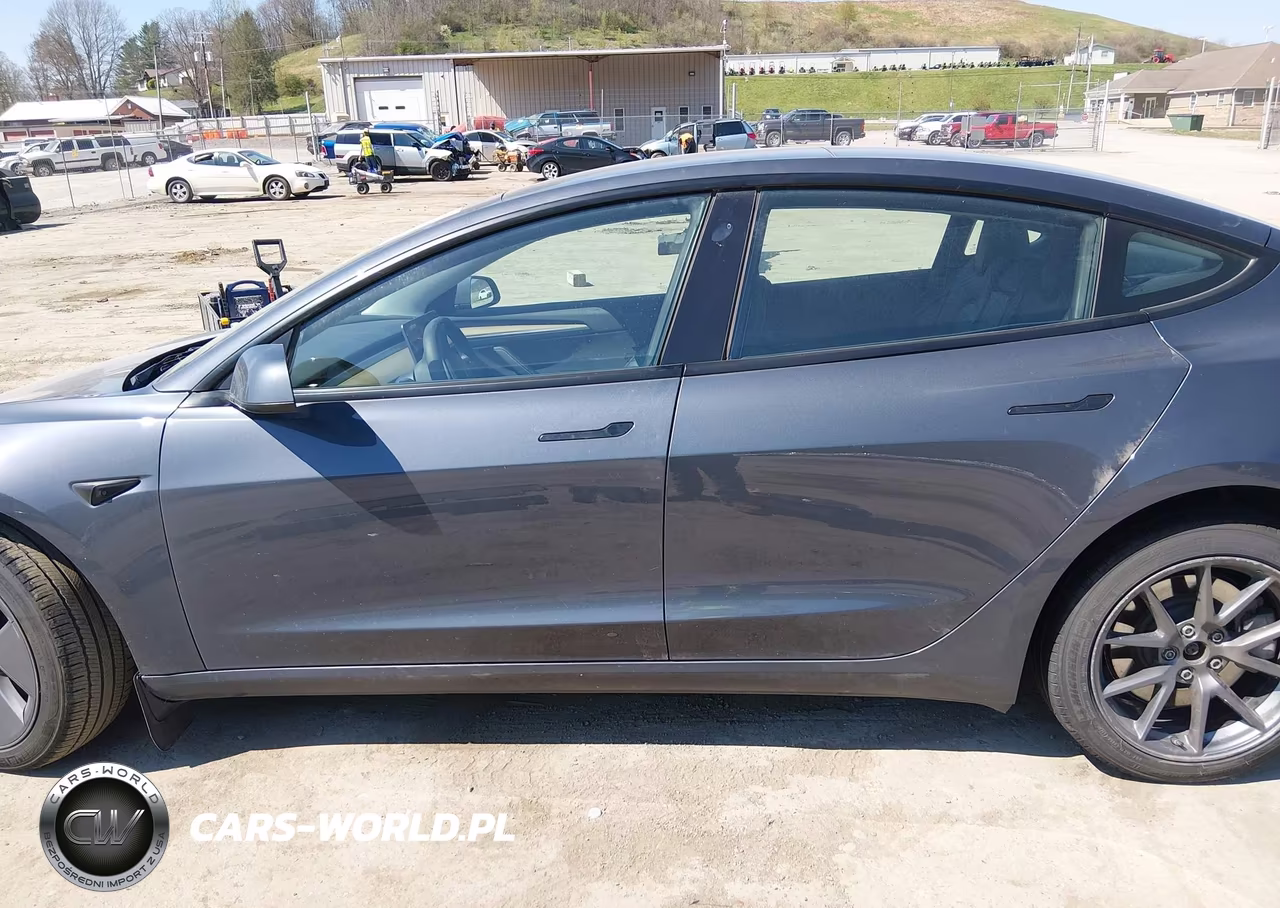 2022 Tesla Model 3 Long Range Dual Motor All-Wheel Drive VIN:5YJ3E1EB3NF260982 - 13
