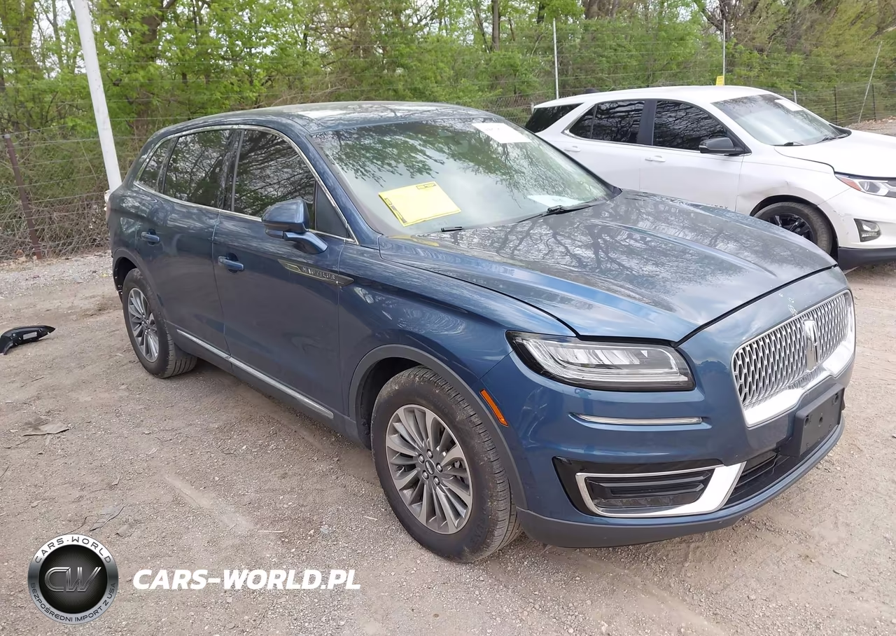 2019 Lincoln Nautilus Select