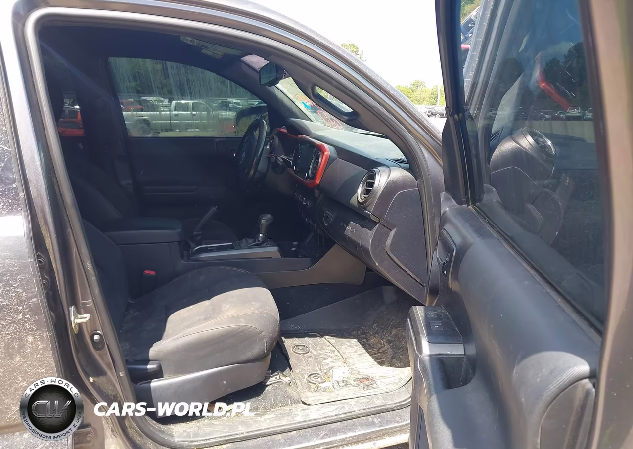 2020 Toyota Tacoma Trd Sport VIN:5TFCZ5AN5LX230798 - 5