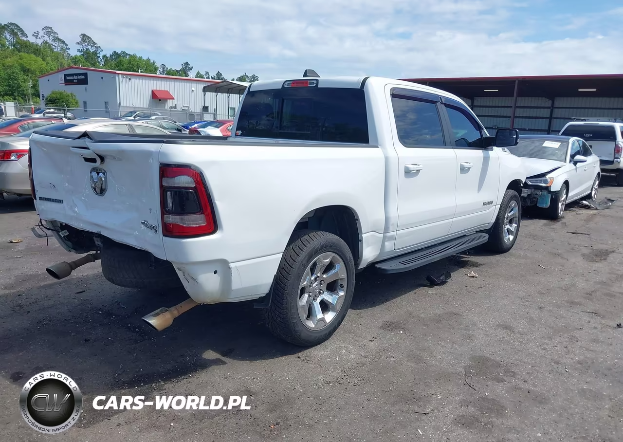 2021 Ram 1500 Big Horn 4X4 5'7 Box VIN:1C6SRFFM3MN572790 - 4