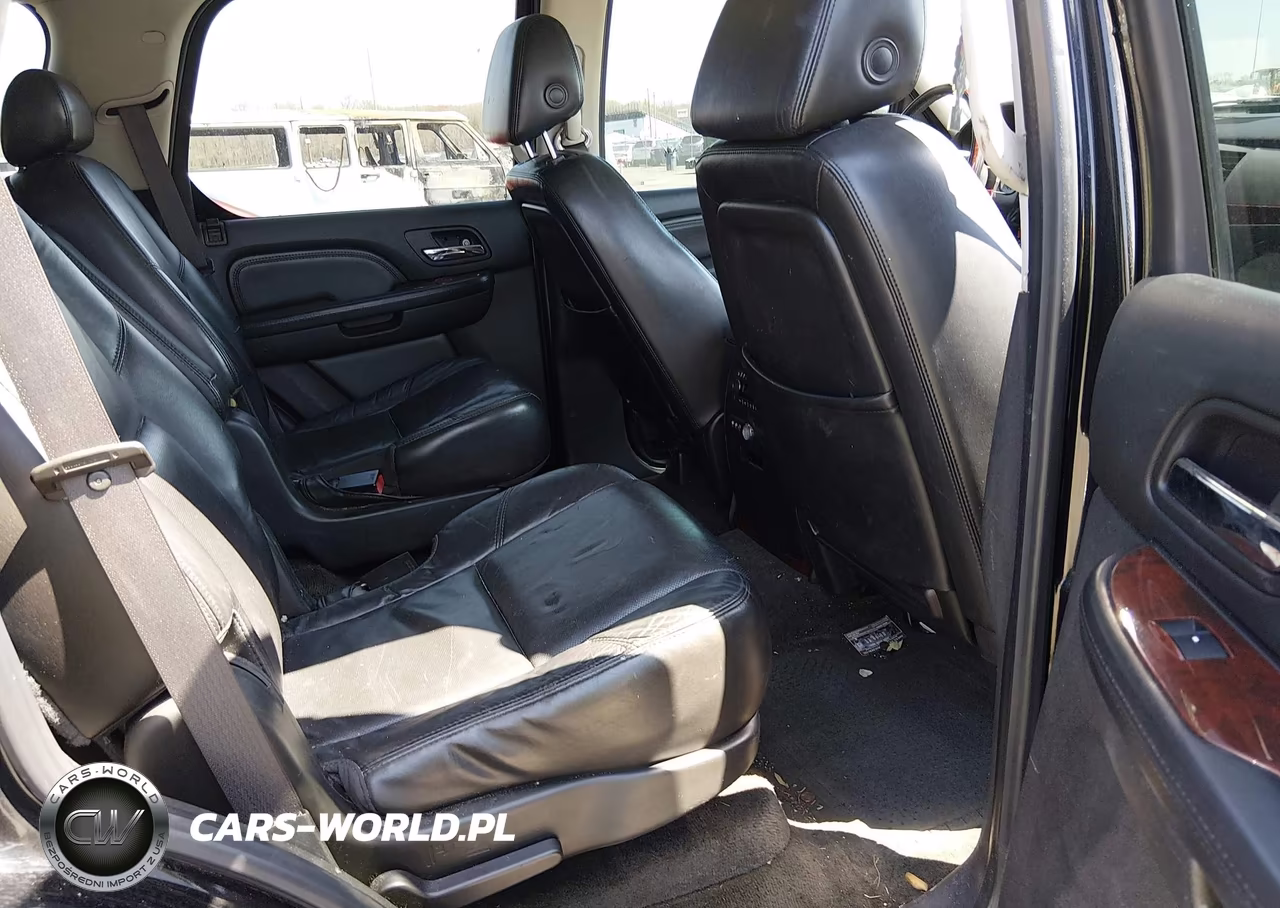 2008 Cadillac Escalade Standard VIN:1GYFK63858R158263 - 8