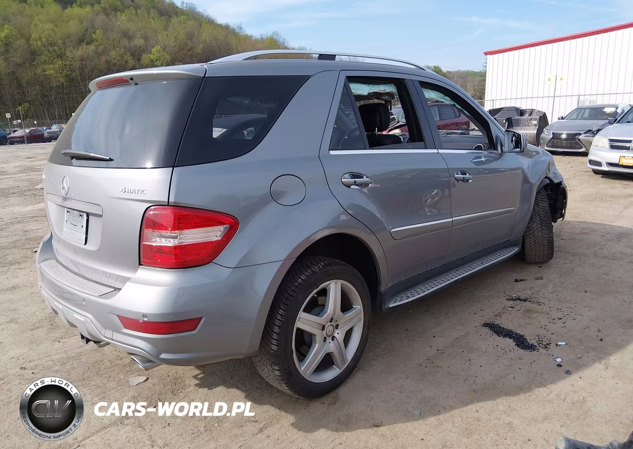 2011 Mercedes-Benz Ml 550 4Matic VIN:4JGBB7CBXBA727499 - 4