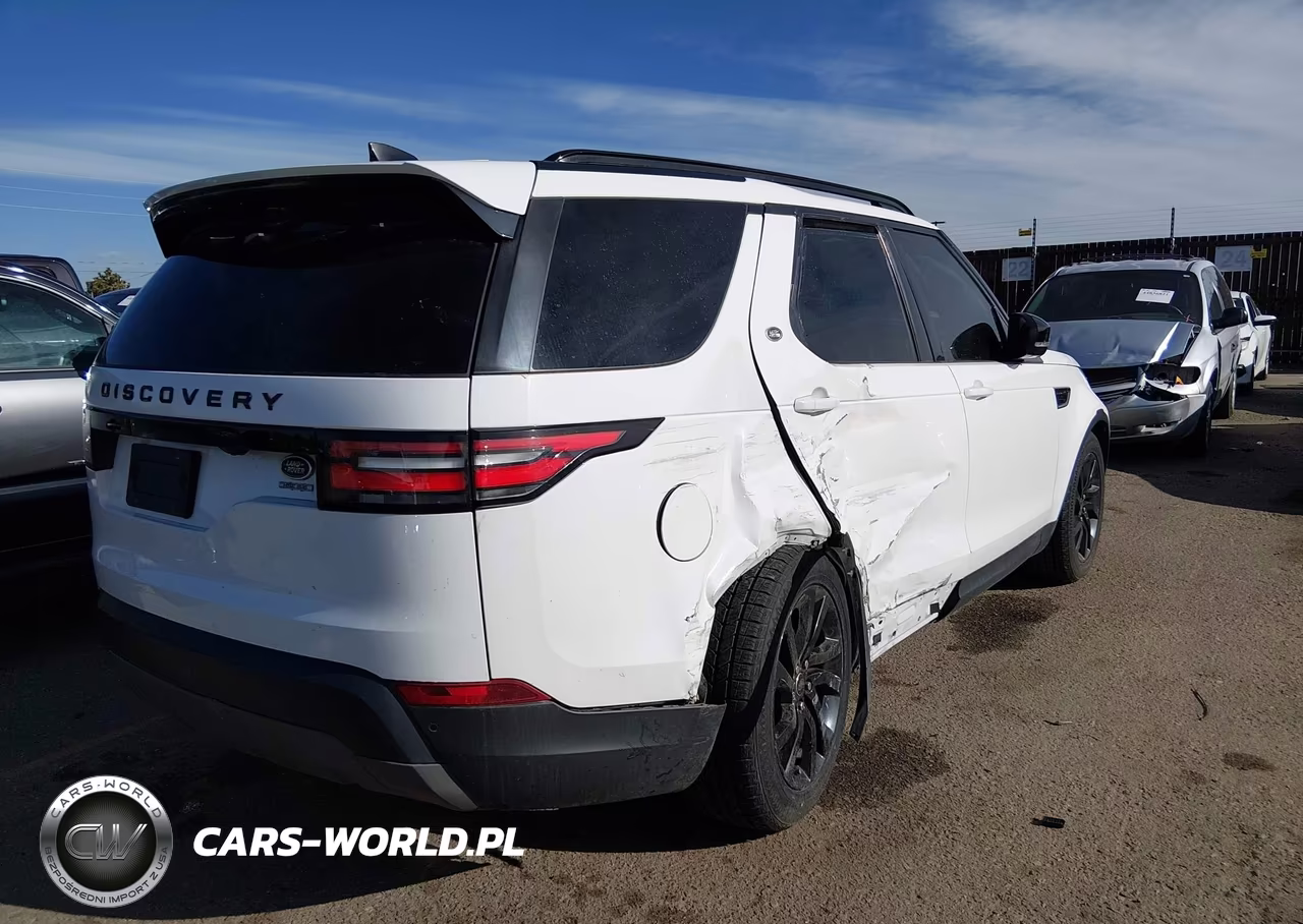 2017 Land Rover Discovery Hse VIN:SALRRBBV1HA045240 - 4