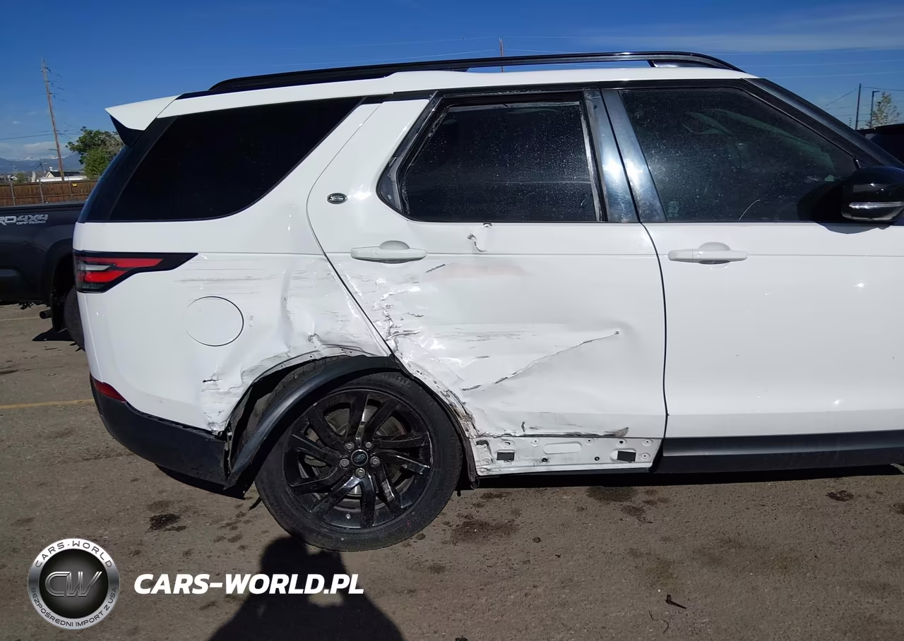 2017 Land Rover Discovery Hse VIN:SALRRBBV1HA045240 - 6