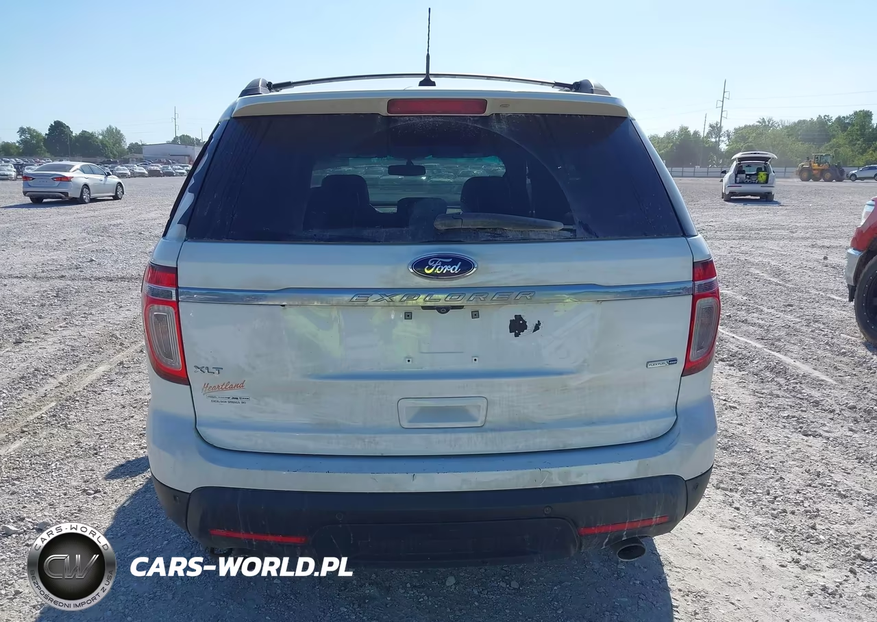 2015 Ford Explorer Xlt VIN:1FM5K8D84FGB84613 - 17