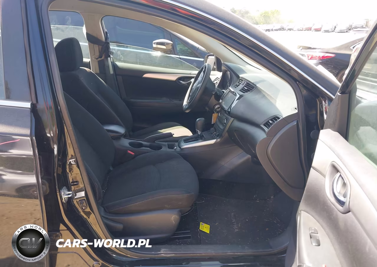 2019 Nissan Sentra S VIN:3N1AB7AP2KY224577 - 5