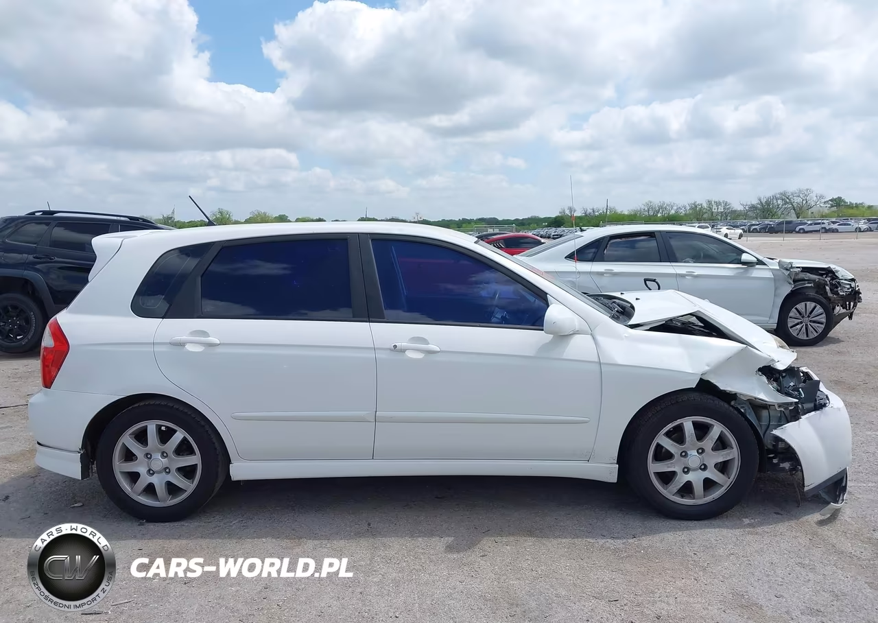 2006 Kia Spectra5 VIN:KNAFE161X65237217 - 13