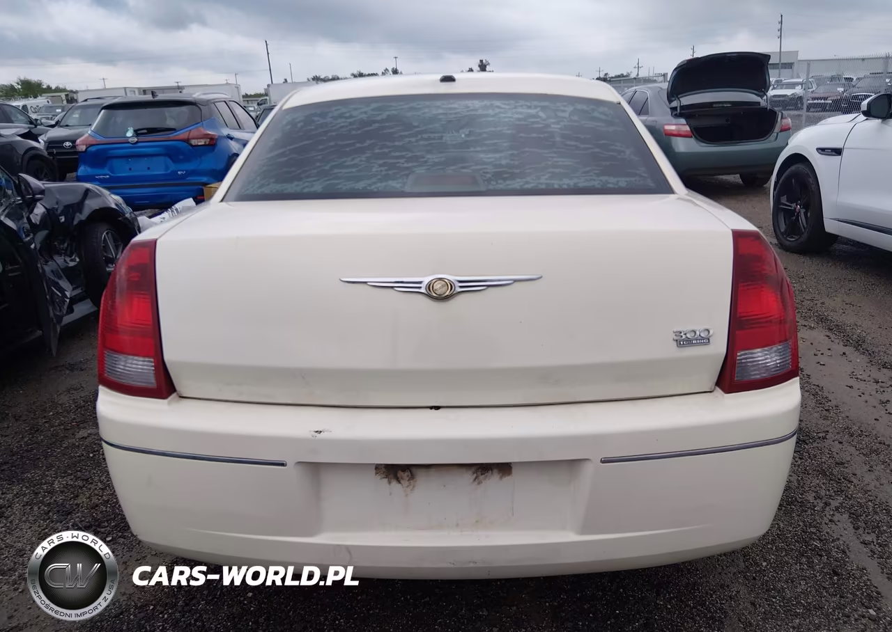 2007 Chrysler 300 Touring VIN:2C3KA53G47H799416 - 16