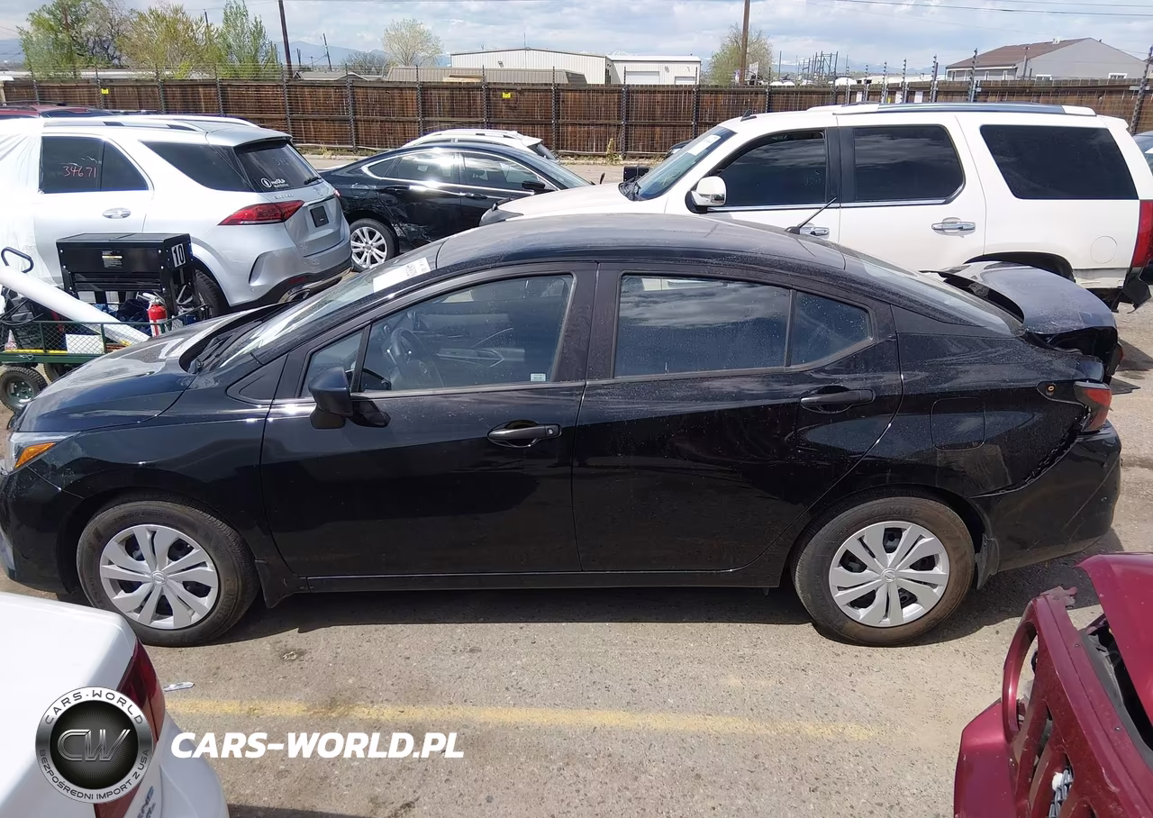 2025 Nissan Versa 1.6 S VIN:3N1CN8DV9SL873631 - 14
