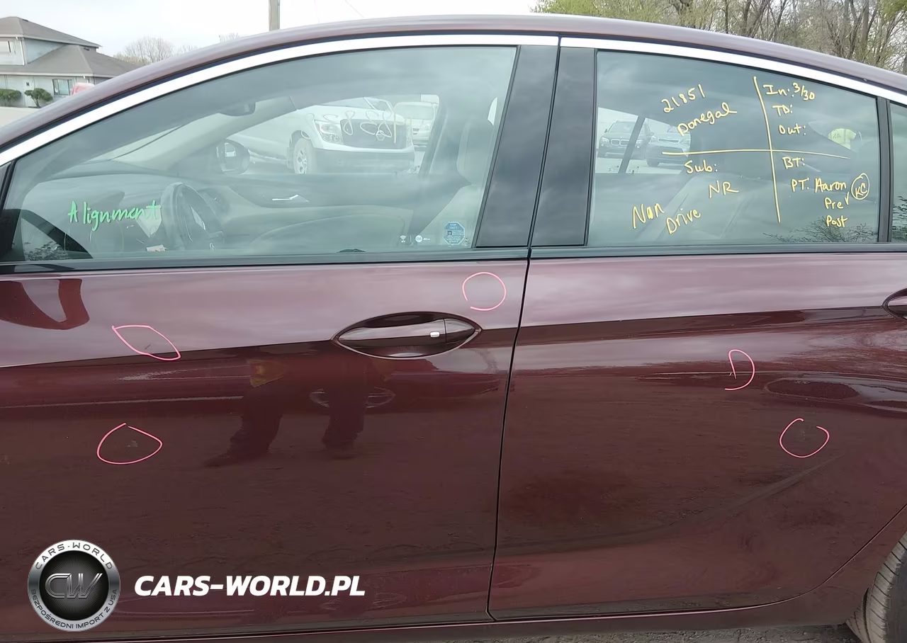 2018 Buick Regal Sportback Essence VIN:W04GP6SX0J1135850 - 14