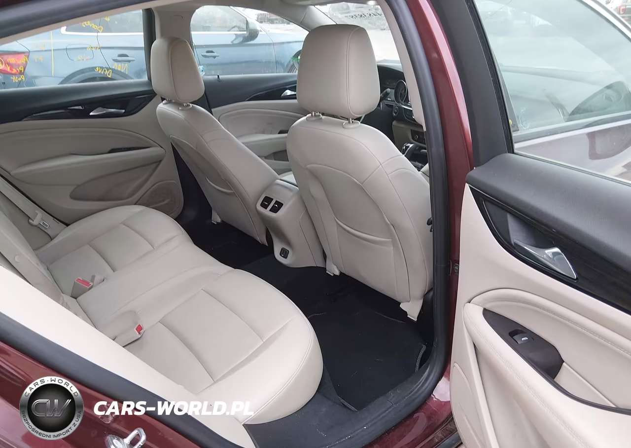 2018 Buick Regal Sportback Essence VIN:W04GP6SX0J1135850 - 8