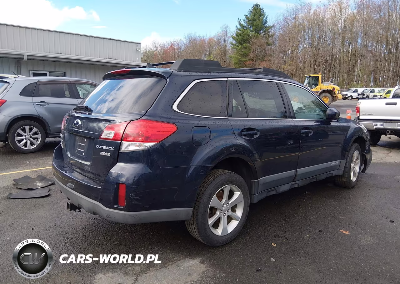 2013 Subaru Outback 2.5I Limited VIN:4S4BRBKC4D3304062 - 4