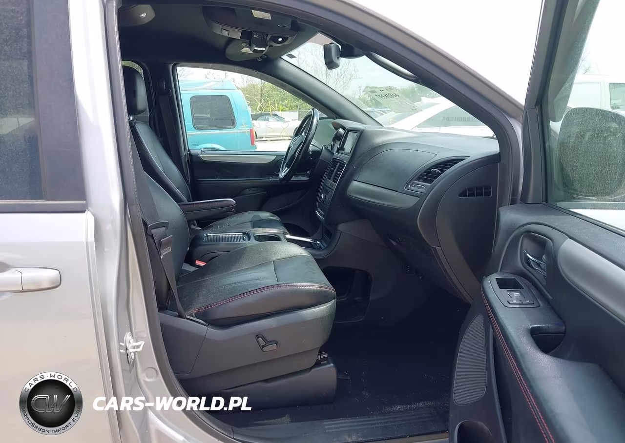 2019 Dodge Grand Caravan Gt VIN:2C4RDGEG8KR578799 - 5