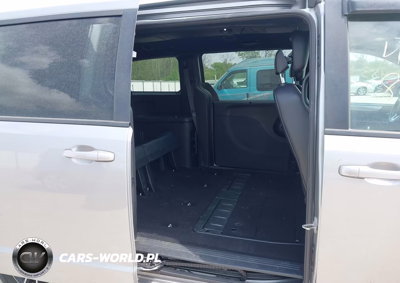 2019 Dodge Grand Caravan Gt VIN:2C4RDGEG8KR578799 - 8